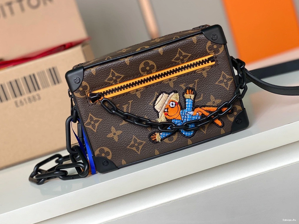 TRUNK LOUIS VUITTON SOFT 0801